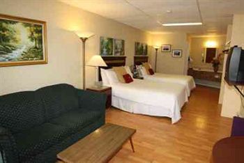 The Revelstoke Gateway Inn Экстерьер фото